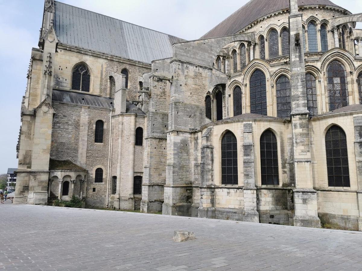 Elegance & Confort - Appart Pres Caves Au Coeur De Reims Bagian luar foto